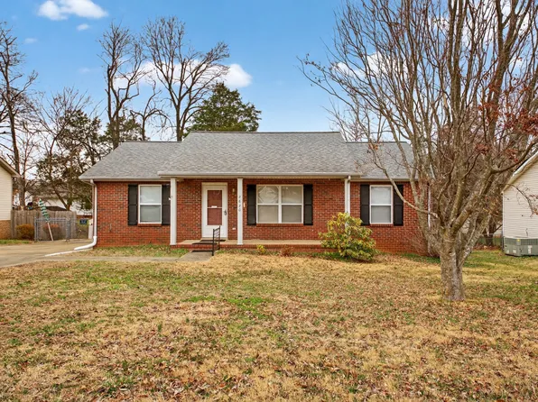 2820 Nat Hoosier Ln, Clarksville, TN 37040