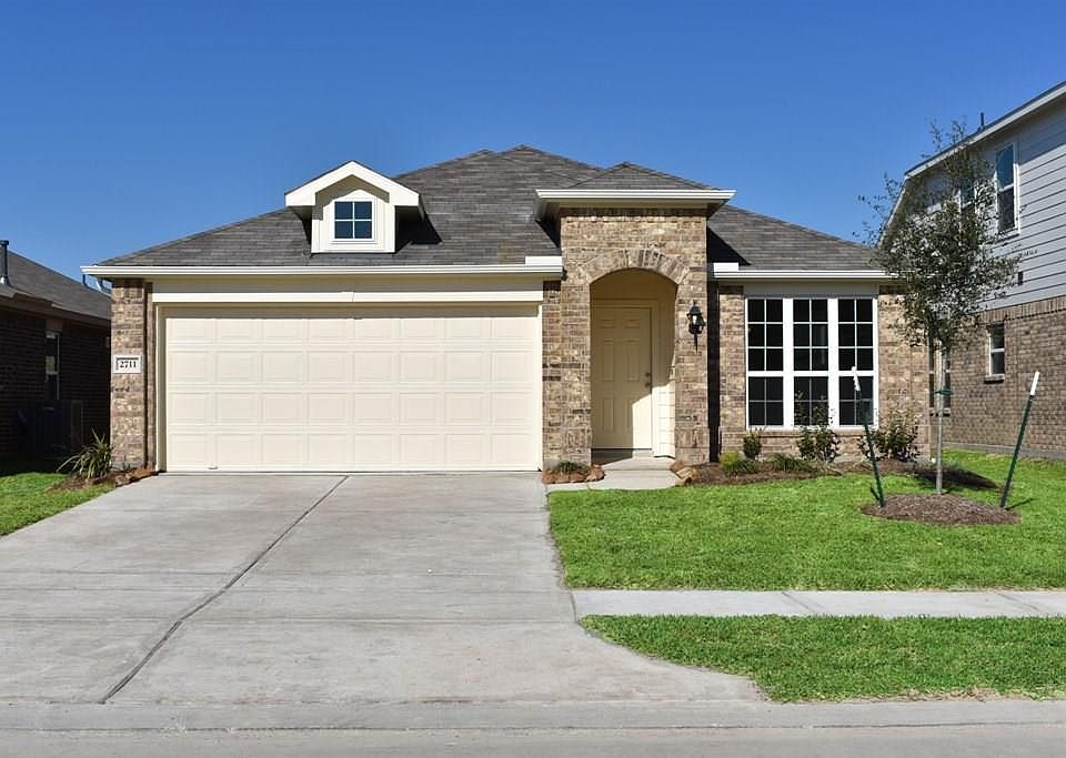 1st image of 2711 Cold River Dr