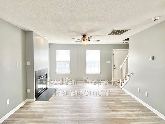 5th image of 223 Gate House Rd