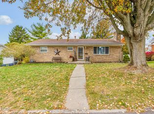 521 Hillcrest Dr, Bellefontaine, OH