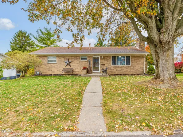 521 Hillcrest Dr, Bellefontaine, OH 43311