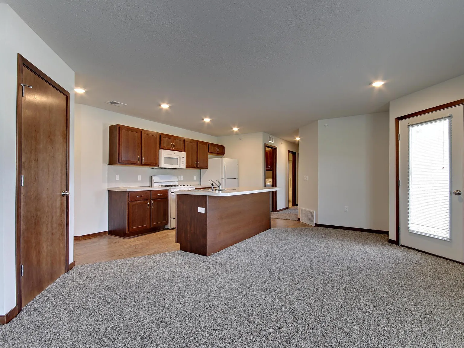 Blendon Dr, Hudsonville — Photo 4