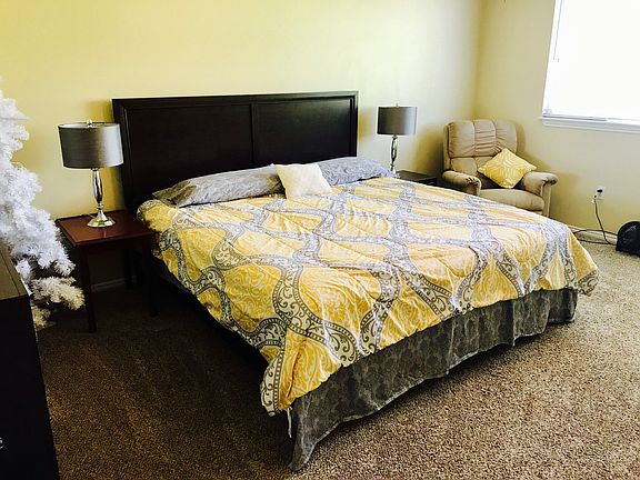 Master bedroom, 2nd level