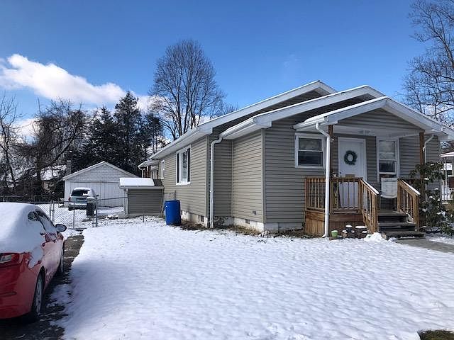 1st image of 329 Woods Ave