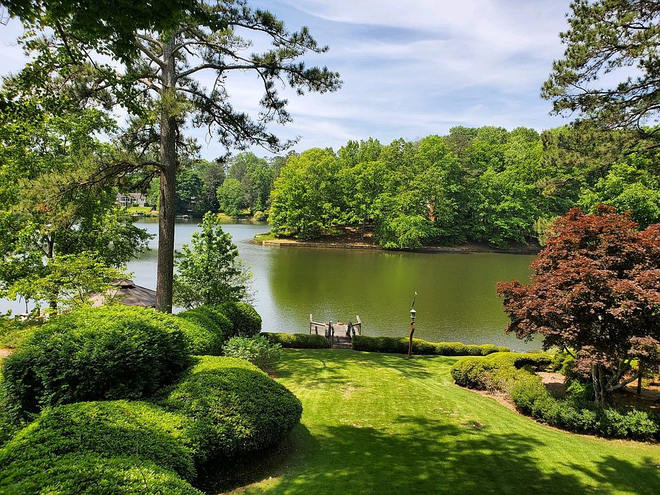 1st image of 197 Lake Somerset Dr NW