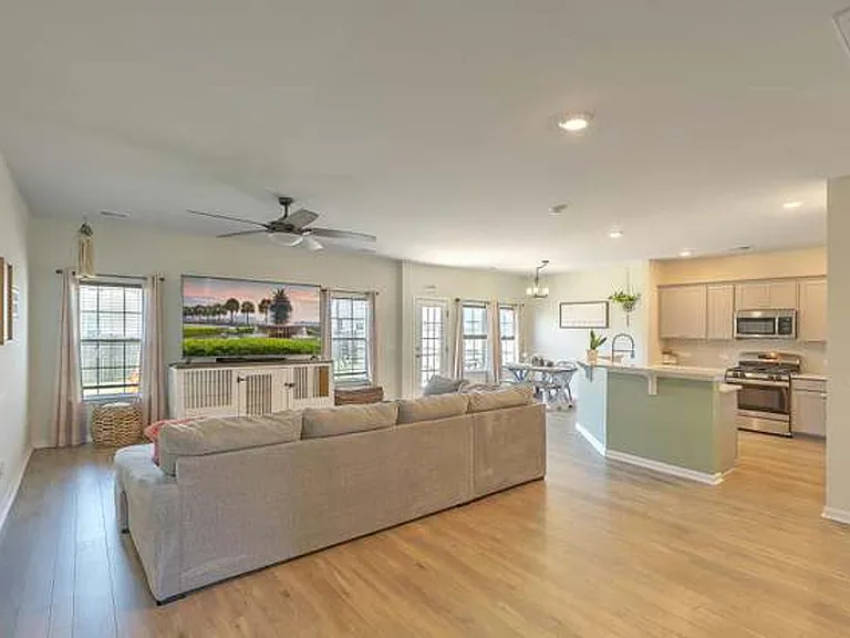115 Sequoia Ln — Photo 20
