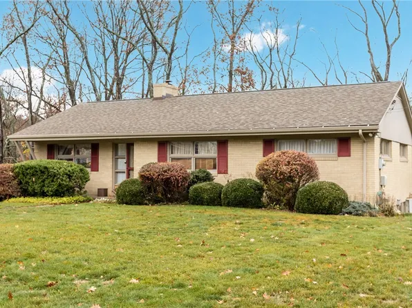 629 Ravencrest Rd, Pittsburgh, PA 15215