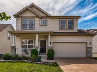 224 Spring Borough Dr, O'Fallon, MO 63368