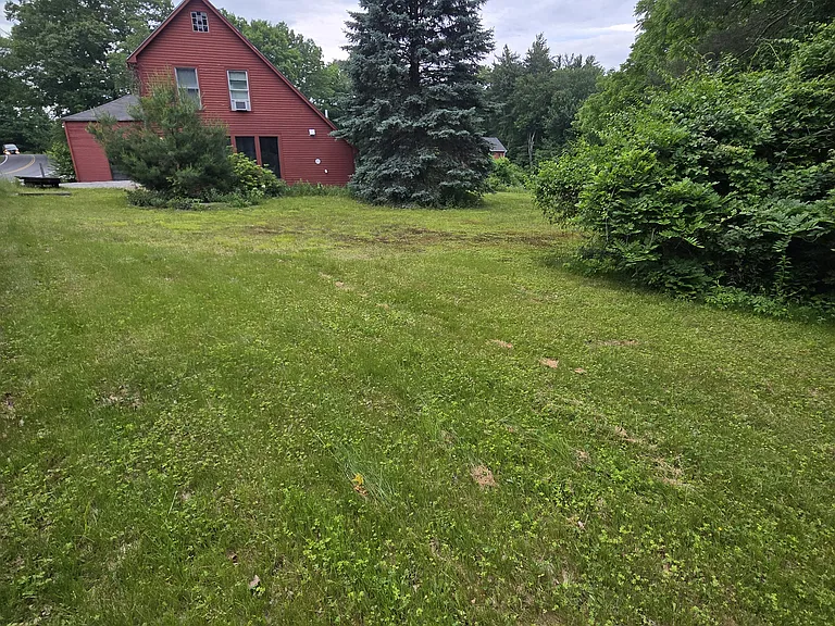 19 Peaslee Rd #B — Photo 20