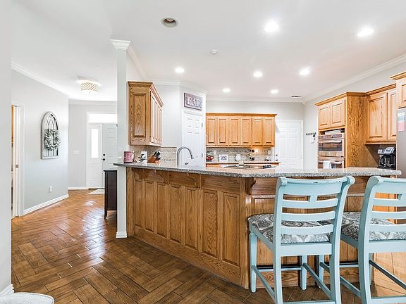 5th image of 1103 N Mallard Ln
