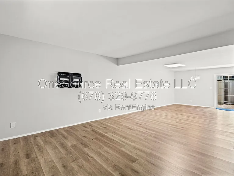 7312 Cardigan Cir #1 — Photo 9