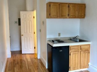 1077 Beacon St APT 3, Brookline, MA 02446