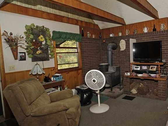 2nd image of 3584 County Road 37