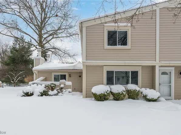 3211 Bay Landing Dr, Westlake, OH 44145