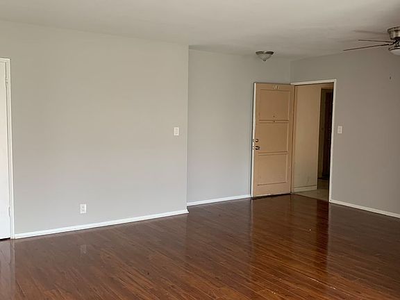 5th image of 1259-1273 West Blvd #204