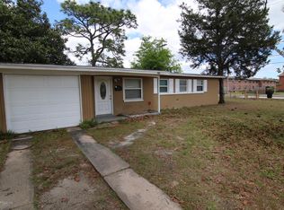 903 Pheasant Dr, Jacksonville, FL 32218