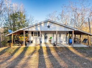 778 Ridge Rd, Belvidere, TN 37306