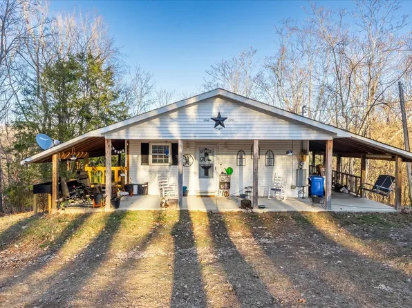 778 Ridge Rd, Belvidere, TN 37306