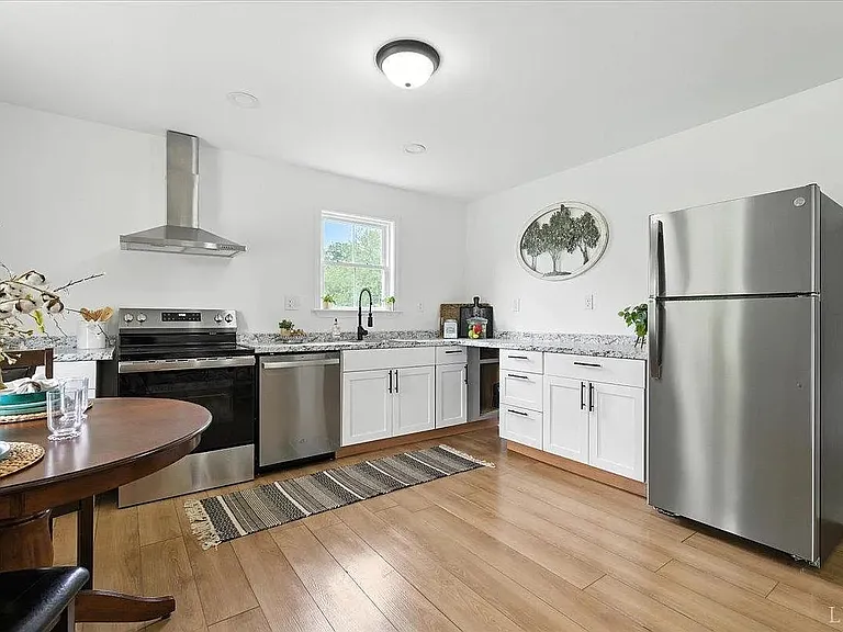 109 Ned Brown Rd — Photo 4