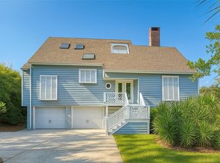 207 Military Rd, Saint Simons Island, GA 31522