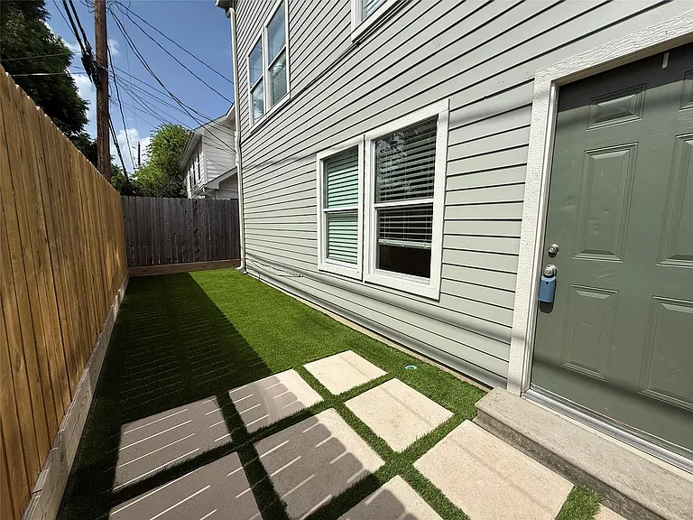 1105 Tulane St #B — Photo 24