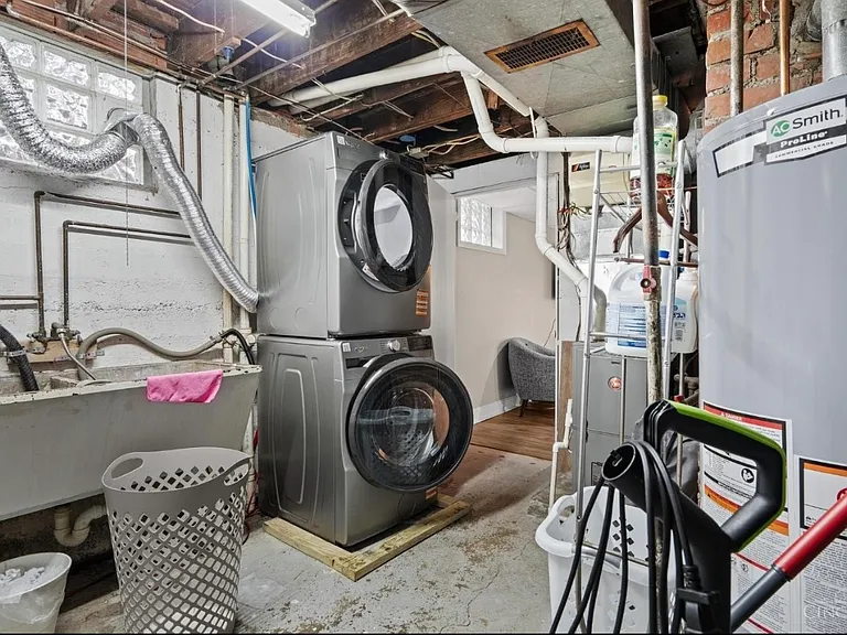 3445 Oak View Pl — Photo 32