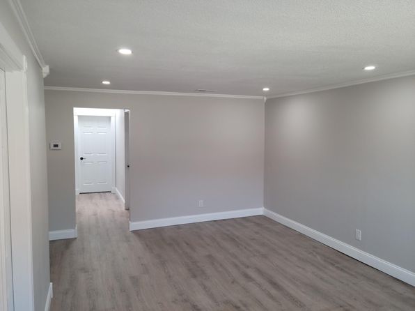 122 E Sandusky St #205