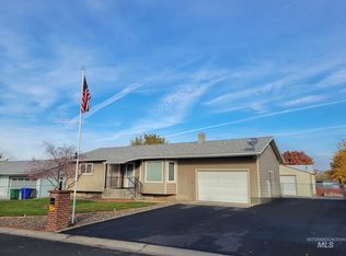 1815 Powers Dr, Lewiston, ID 83501