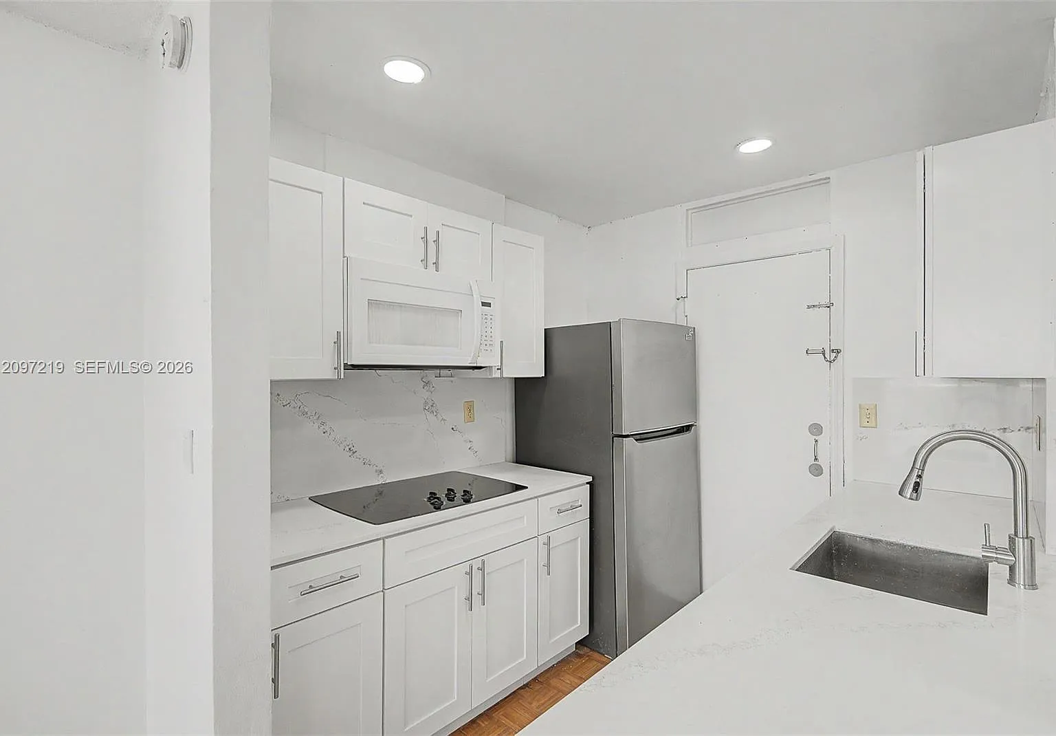 12590 Coronado Towers Con — Photo 3