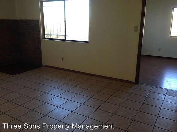5th image of 3309 Delamar Ave NE