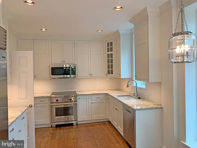 414 Old Lancaster Rd #405 — Photo 10