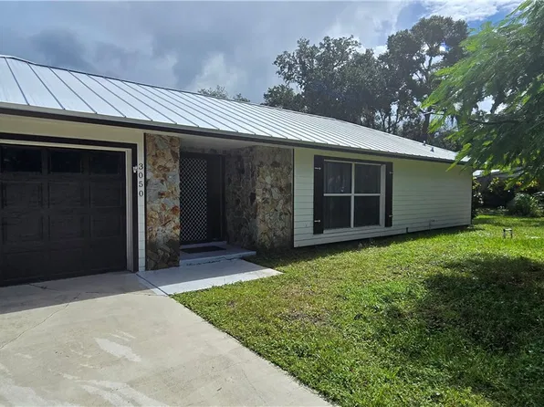 3050 Par Dr, Vero Beach, FL 32960