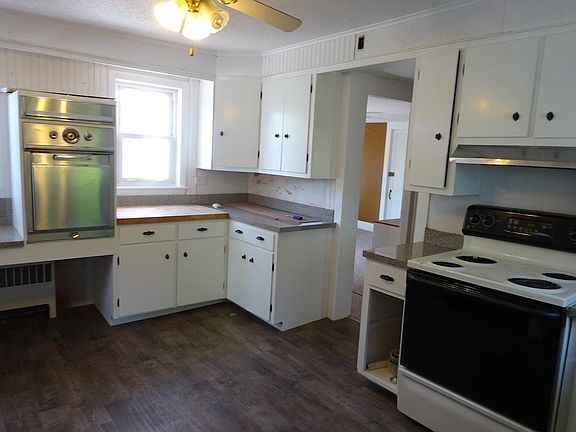 2nd image of 116 Central St