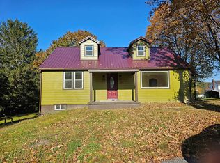 203 13th St, Saxton, PA 16678