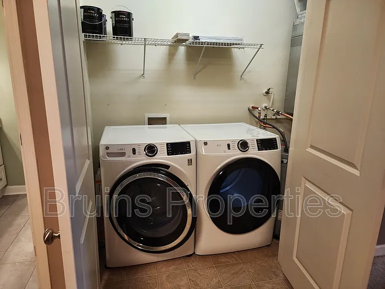 7104 W Friendly Ave #310 — Photo 23