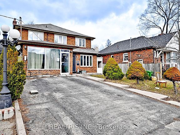 2nd image of 622 The Queensway Rd