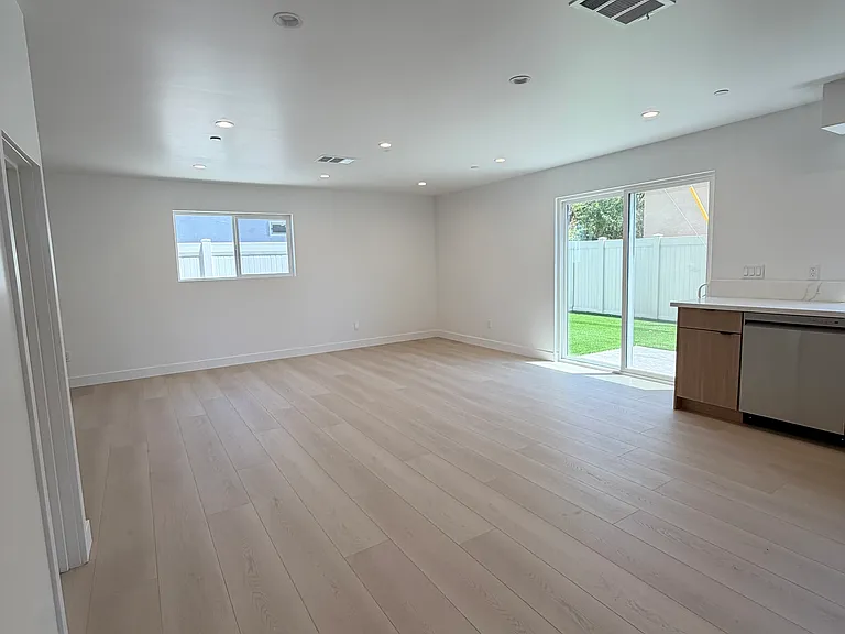 11479 W Erwin St — Photo 5