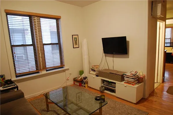 Rented by Buchbinder & Warren | media 19