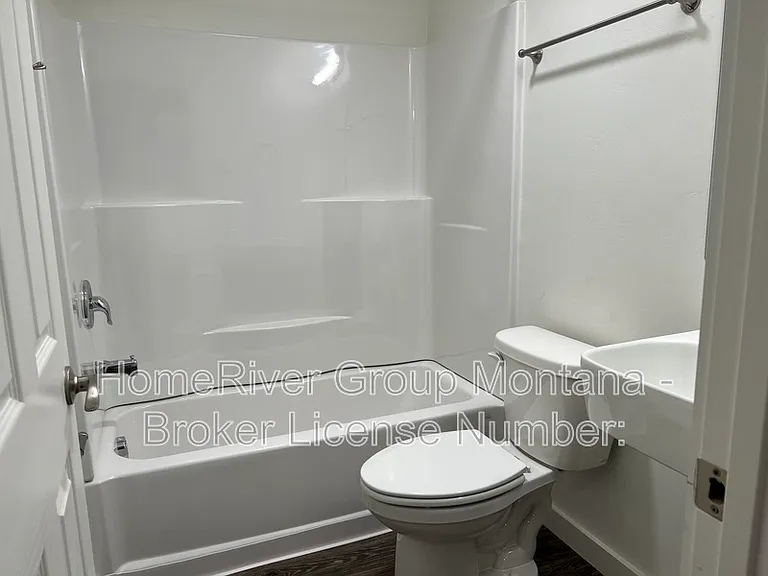 508 S 3rd St W #106 — Photo 7