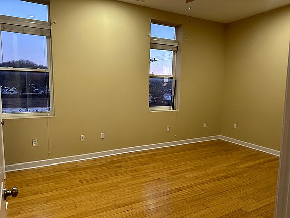 5th image of 650 Central Ave #3