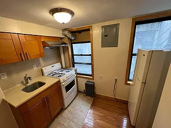 Rented by Best Apartments North Inc