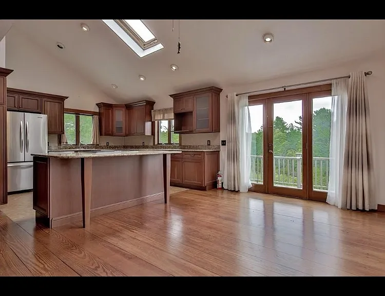 72 Long Hill Rd #B — Photo 1