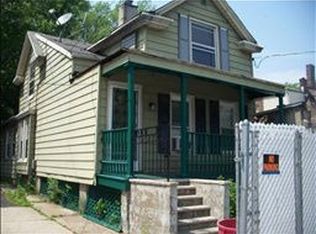 208 2nd St, Newark, NJ 07107