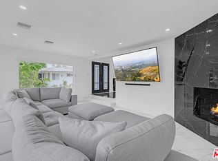 4334 Sepulveda Blvd #1, Sherman Oaks, CA 91403