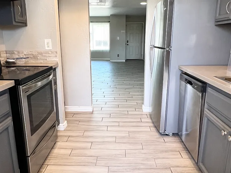 1927 E Hampton Ave #257 — Photo 9