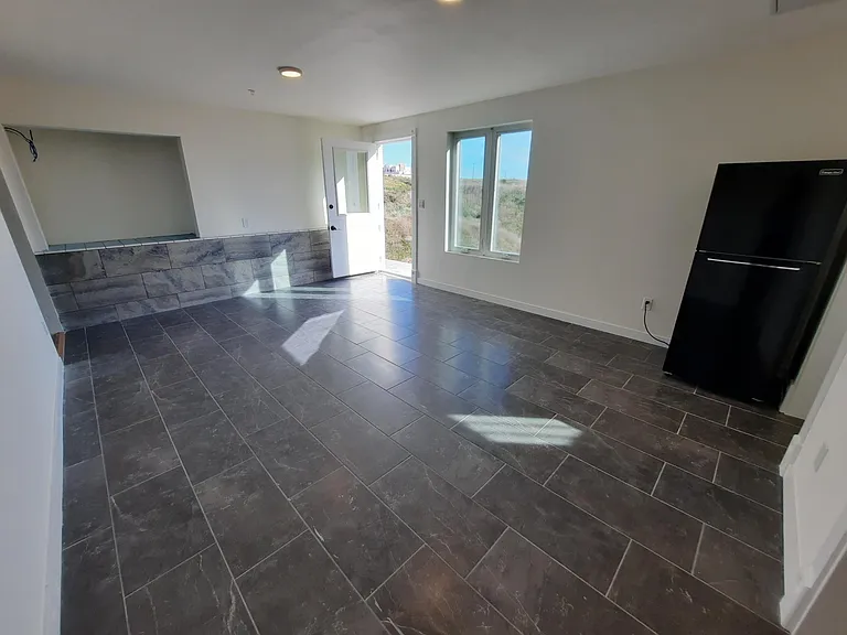 5906 Kanan Dume Rd — Photo 11