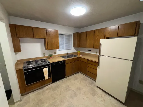 2005 NE Terre View Dr APT A3, Pullman, WA 99163