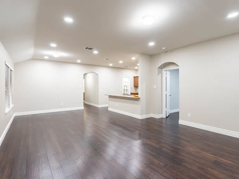 1009 Riverstone Trl — Photo 18