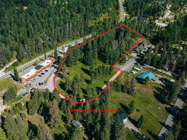 7925 State Highway 35, Bigfork, MT 59911