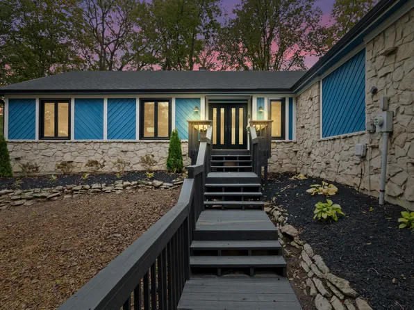 6737 Creekridge Trl, Indianapolis, IN 46256